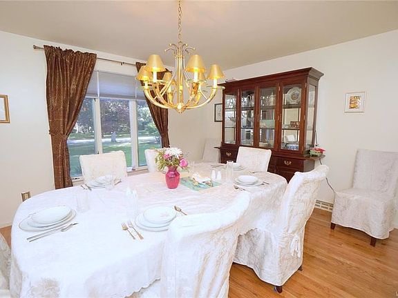 5th image of 292 Forestview Dr