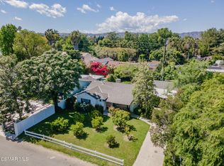 22919 Leonora Dr, Woodland Hills, CA 91367