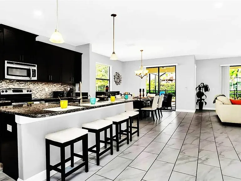 5504 Solterra Cir — Photo 3