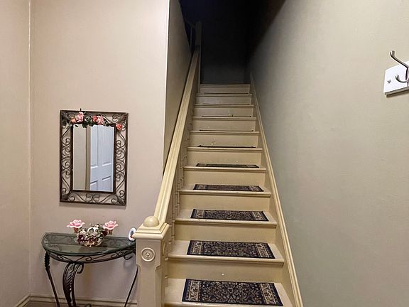 3rd image of 50 Chapin St #2