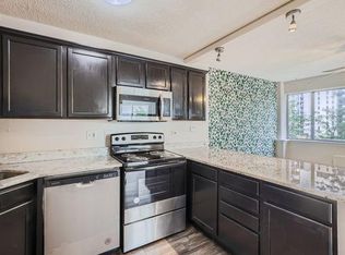 909 N Logan St #4-A, Denver, CO 80203