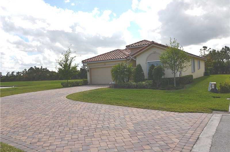 1st image of 6427 Lennox Ln