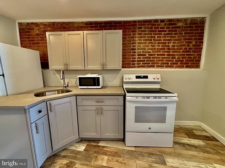 5408 Baltimore Ave #3 — Photo 2