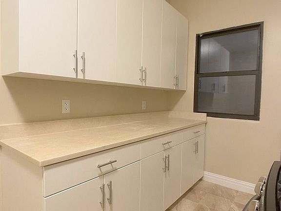 4th image of 336 E 71st St APT 2D