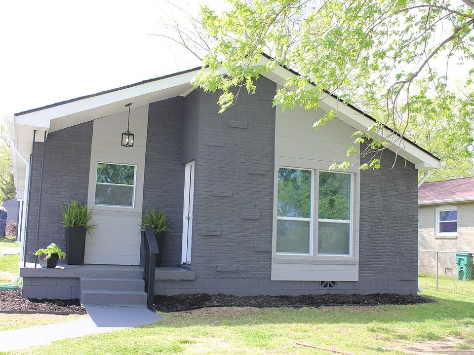 1st image of 304 McArthur Dr