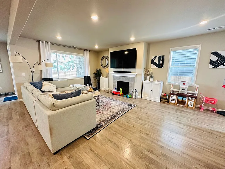 13768 SE 184th Pl — Photo 5