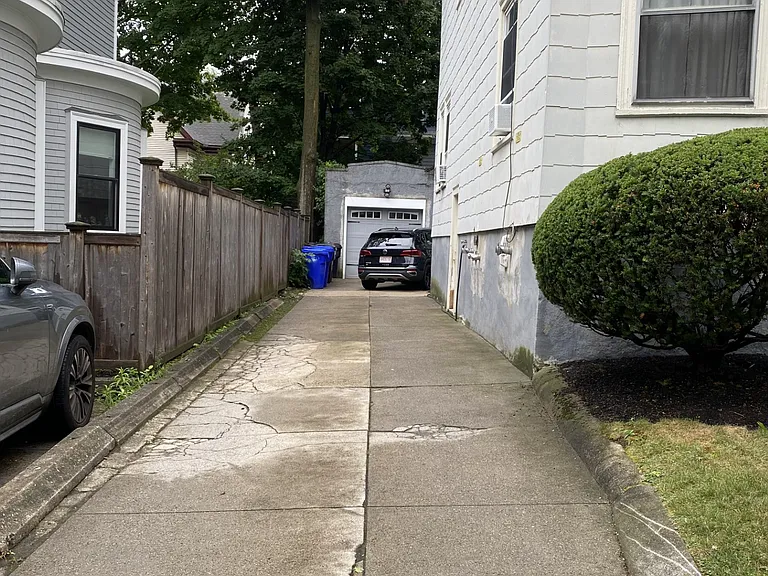 131 Thorndike St #1 — Photo 18