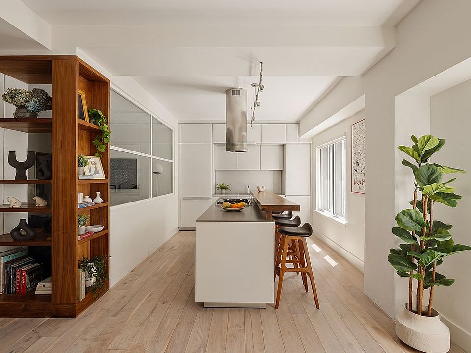 1st image of 133 Water St APT 2F