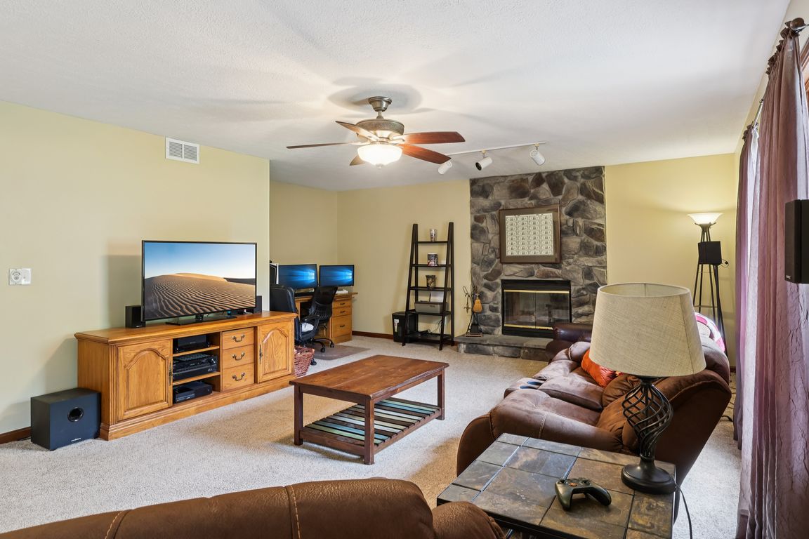 next background image