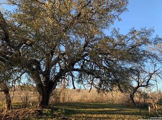 380 Private Road 4619, Castroville, TX 78009