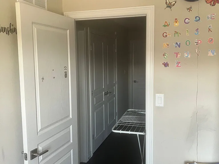 73 Dodman Cres — Photo 16
