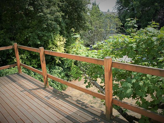 Large deck overlooking front yard