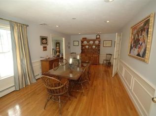 99 Blueberry Hill Ln, North Andover, MA 01845