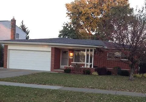 32258 Lancaster Dr photo 1