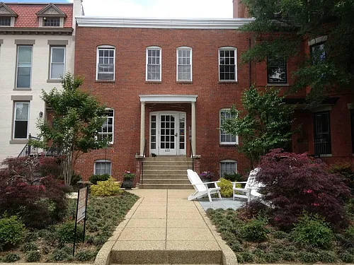 632 Massachusetts Ave NE #2 Photo 1