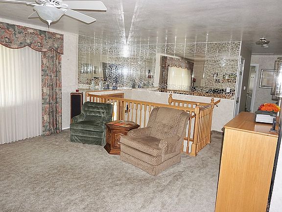 3rd image of 23 Weston Dr