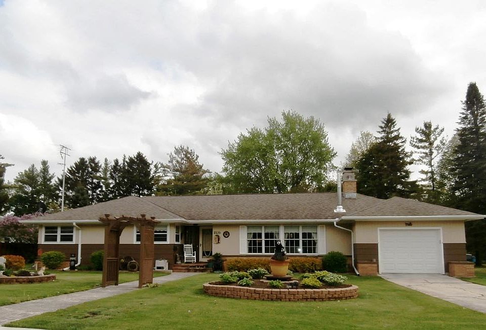 1st image of 2235 Illinois Ave