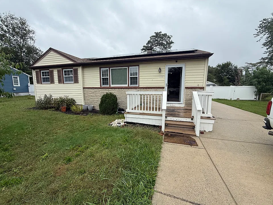 115 Woodpecker Rd