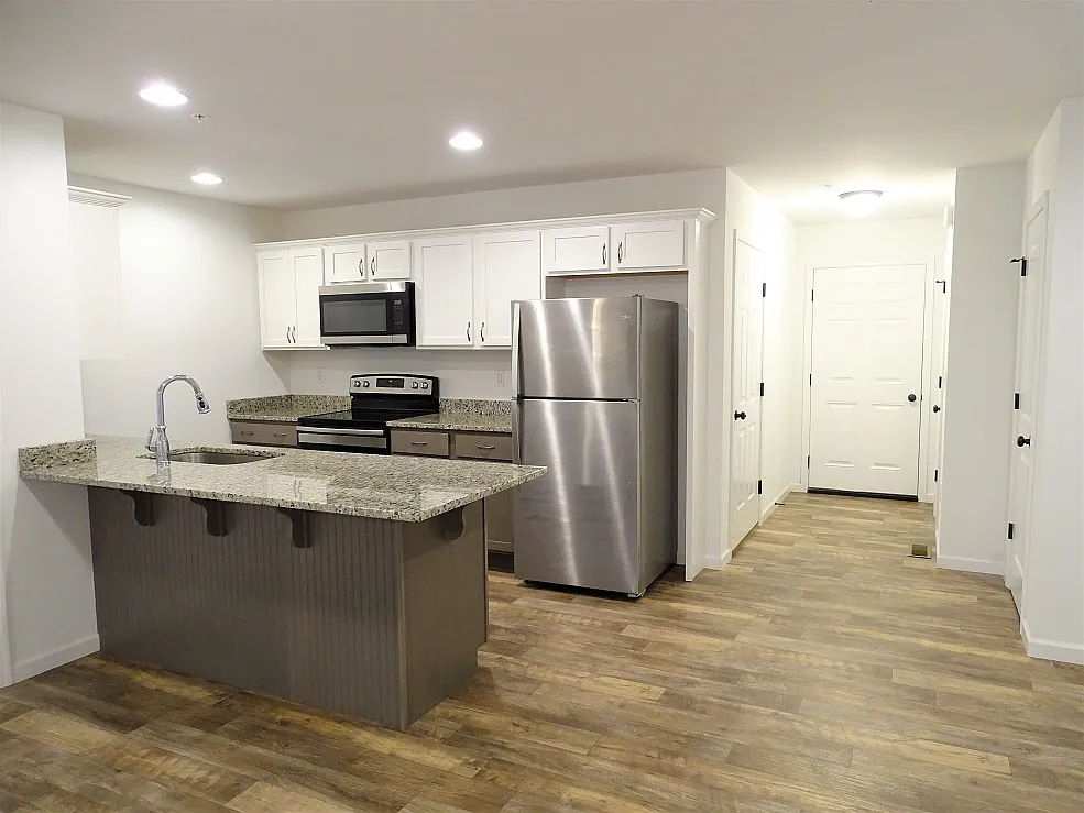 3 bed, 2.5 bath, 1492 sqft, $1,995 — Photo 4