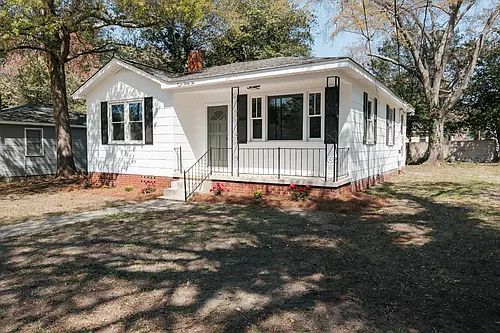 332 Guilford St Photo 1