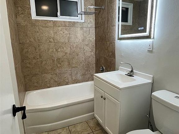 5th image of 1205 Prado St #1-2