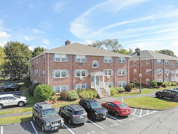 2nd image of 4 McDewell Ave APT 11
