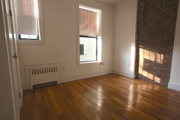 Rented by EXR | media 11