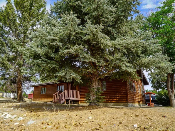 308 Bridger Ave, Ralston, WY 82440