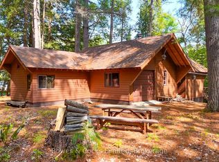 915 Madawaska River Dr, Madawaska Valley, ON K0J1B0