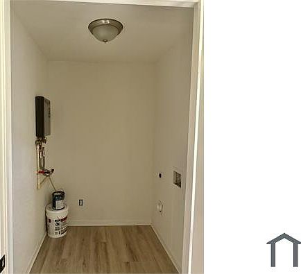 1st image of 502 N Vionett Ln
