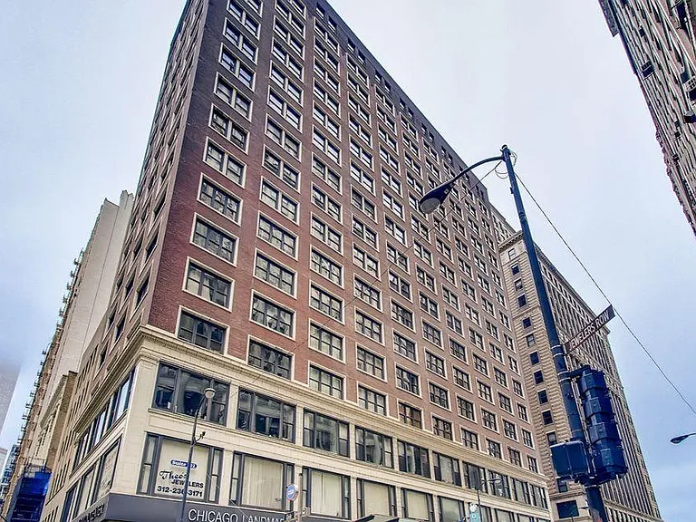 5 N Wabash Ave #1401 — Photo 2