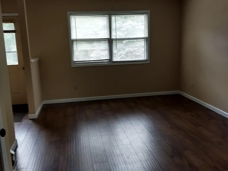 214 Pine Ridge Rd — Photo 9