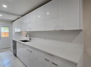 2421 N 40th Ave APT 106, Hollywood, FL 33021