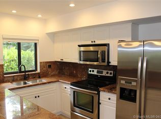 6620 SW 54th Ln, South Miami, FL 33155