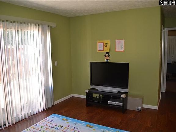 5th image of 37383 Sturbridge Ln