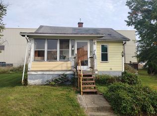 22560 Alden Ave, Alliance, OH 44601