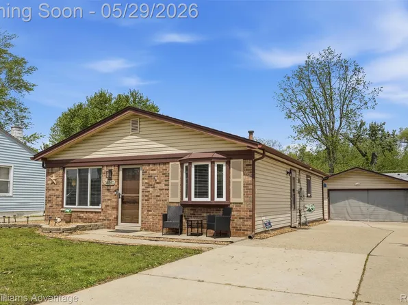 34540 Barton St, Westland, MI 48185
