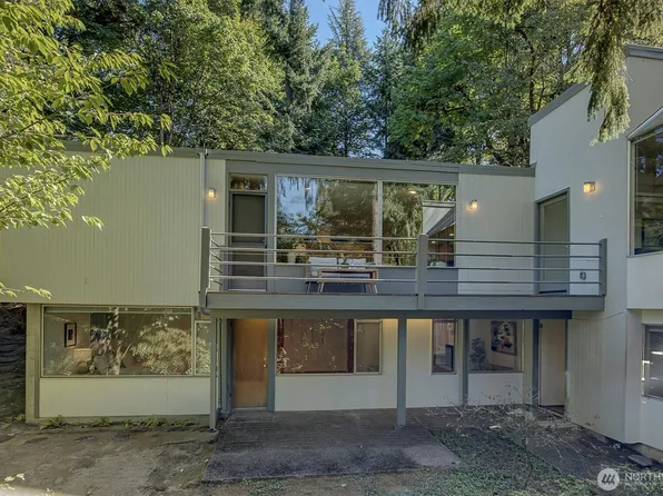 4230 W Mercer Way, Mercer Island, WA 98040
