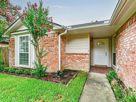4th image of 1311 Valley Landing Dr
