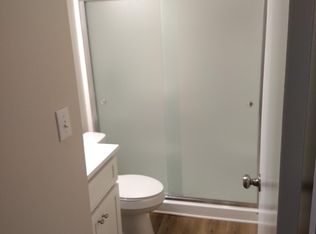 209 Woodbine Dr #1, Paducah, KY 42001