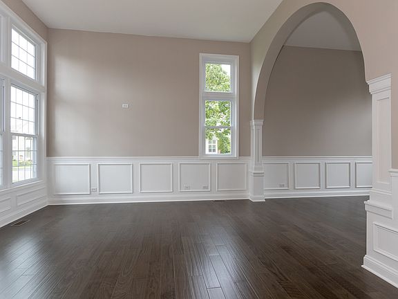 4th image of 25044 Chelsea Ln