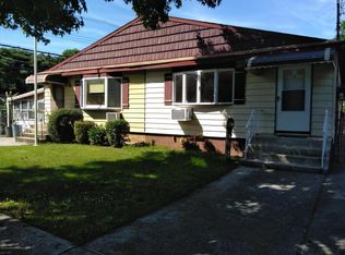 7 Cannon Blvd, Staten Island, NY 10306