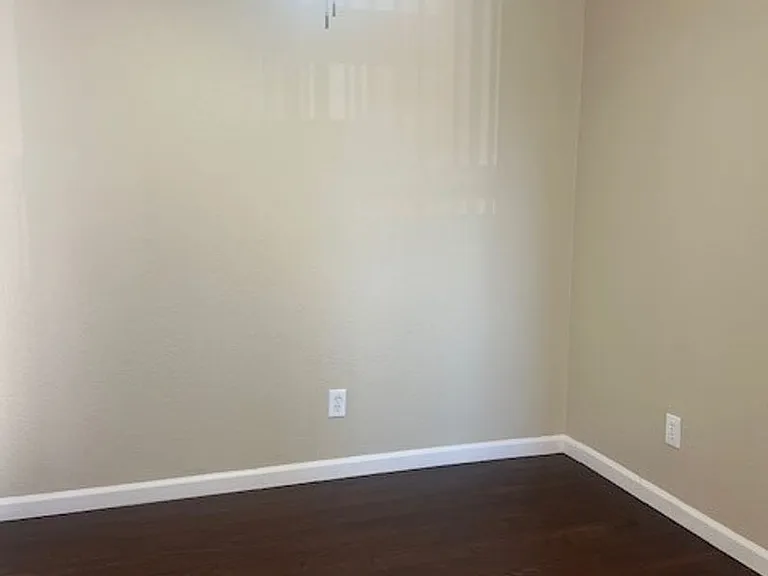 Villa Hermosa Apartments — Photo 40