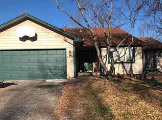 9297 Sycamore Ln N, Maple Grove, MN 55369