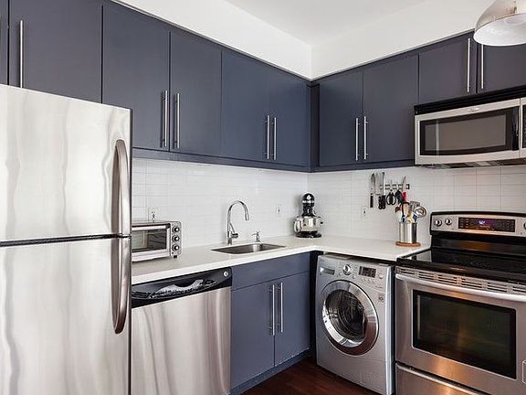 4th image of 38 Wilson Ave APT 3B