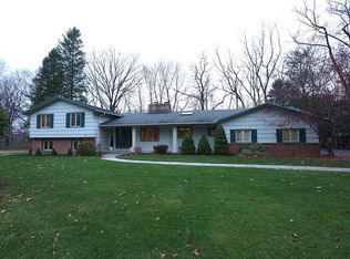 15 Canyon Trl, Rochester, NY 14625