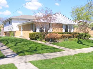 9430 Oliphant Ave, Morton Grove, IL 60053