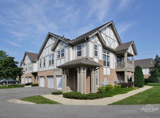 200 Rosehall Dr UNIT 200, Lake Zurich, IL 60047