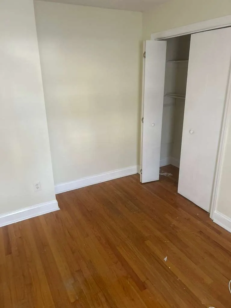 2 bed, 870 sqft, $2,000 — Photo 4