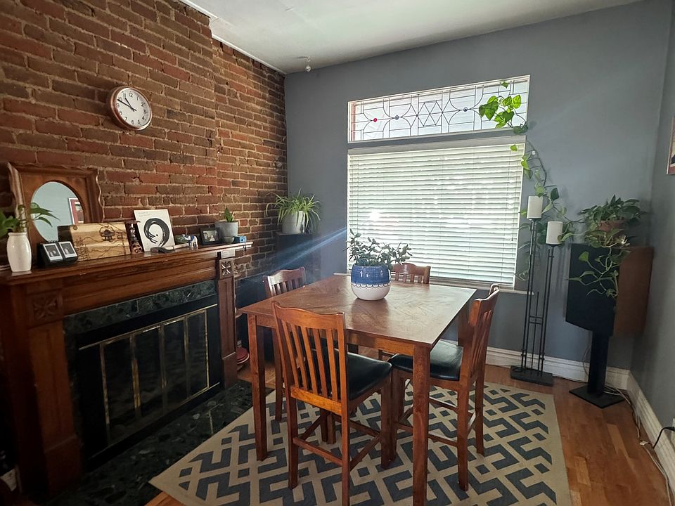 Gas fireplace and entry way